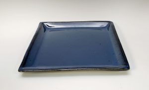 dark blue dinner plate