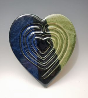 Heart finger labyrinth in dark blue and moss